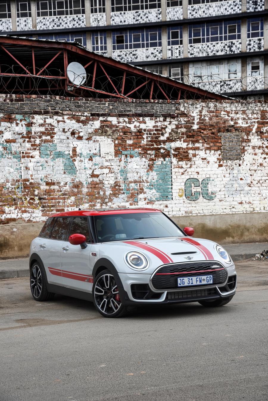  Mini John Cooper Works Clubman (F54) 2019 года  (ZA) (фото 40 из 40)